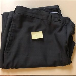 Gray haggar Men’s Dress pants, flat front, 38x32